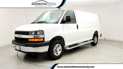 2025 Chevrolet Express 2500