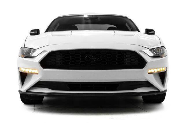 2022 Ford Mustang EcoBoost