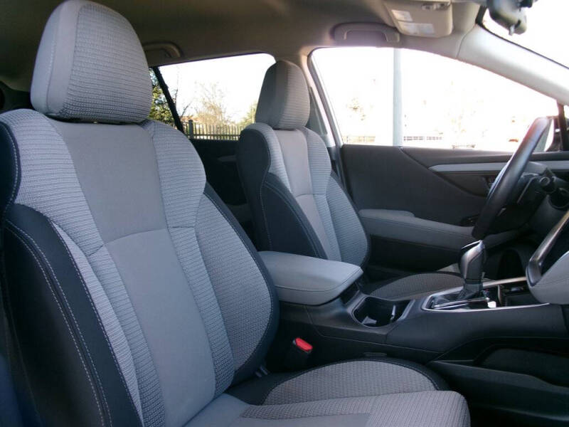 2023 Subaru Outback Premium