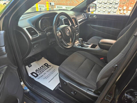 2019 Jeep Grand Cherokee Laredo E