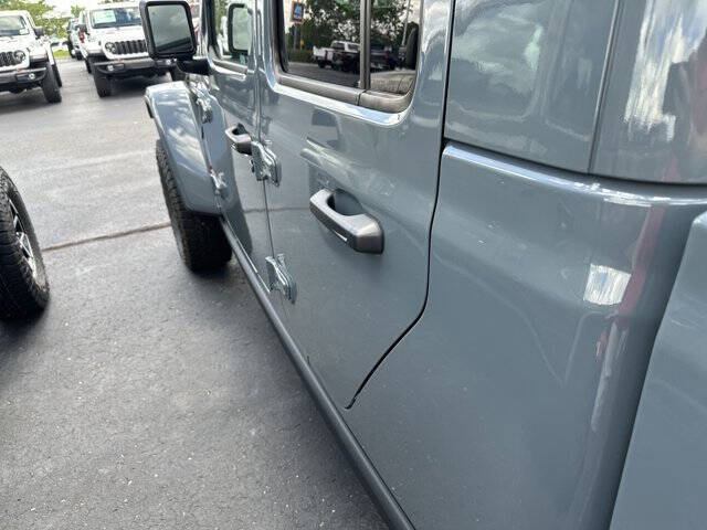 2025 Jeep Gladiator Rubicon X