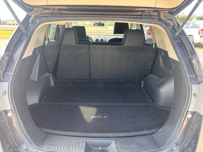 2013 Nissan Rogue SV w/SL Package