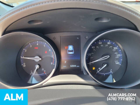 2022 Toyota C-HR XLE