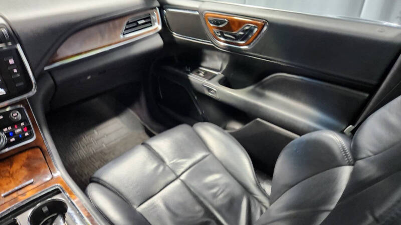 2017 Lincoln Continental Reserve