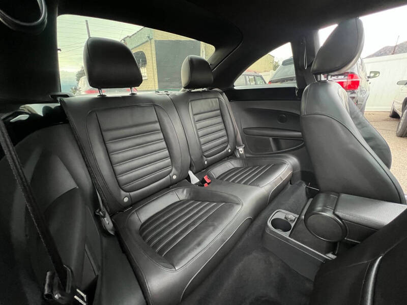 2012 Volkswagen Beetle Black Turbo PZEV