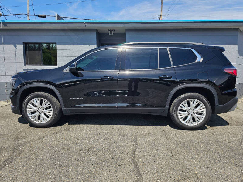 2024 GMC Acadia Elevation