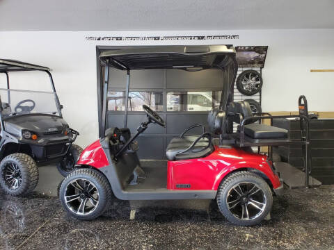 2017 E-Z-GO RXV