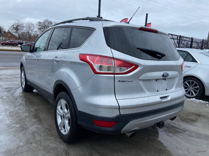 2016 Ford Escape SE