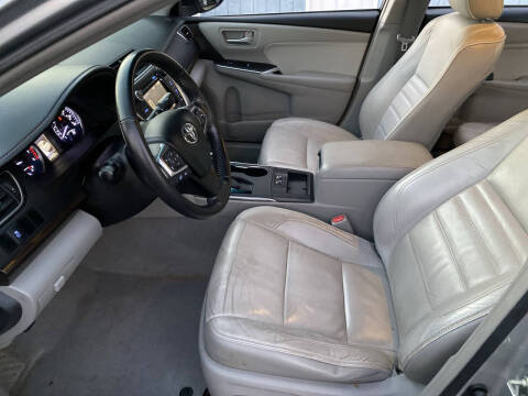 2016 Toyota Camry XLE