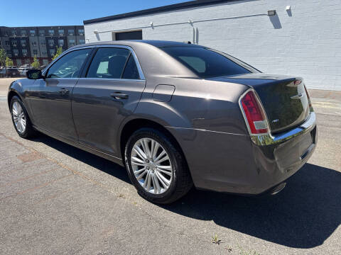 2014 Chrysler 300