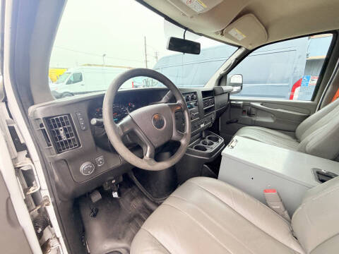2013 Chevrolet Express 2500