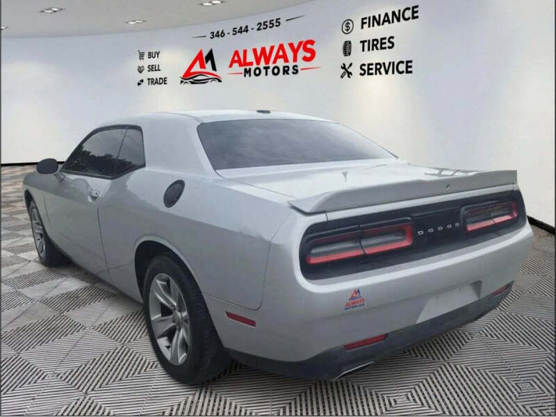 2020 Dodge Challenger SXT