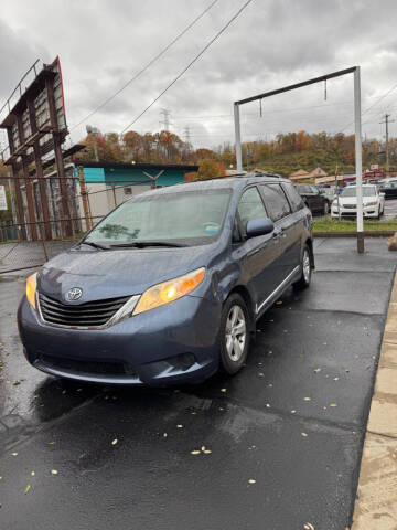 2014 Toyota Sienna