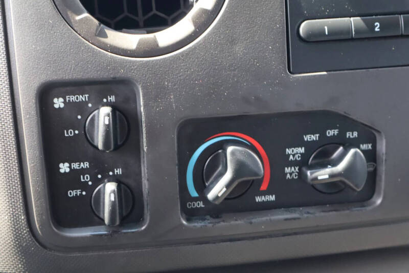 2014 Ford E-Series