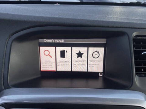 2018 Volvo V60 Cross Country T5 Premier