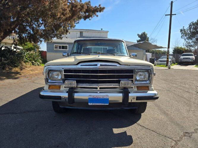 1986 Jeep Grand Wagoneer
