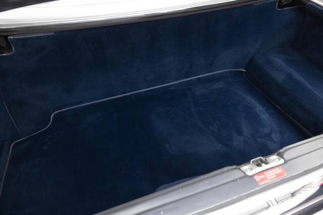 1986 Mercedes-Benz 560-Class 560 SL