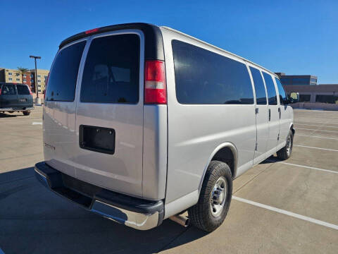 2017 Chevrolet Express LT 3500