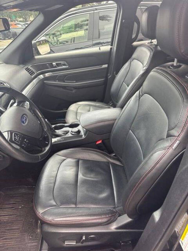 2018 Ford Explorer Sport