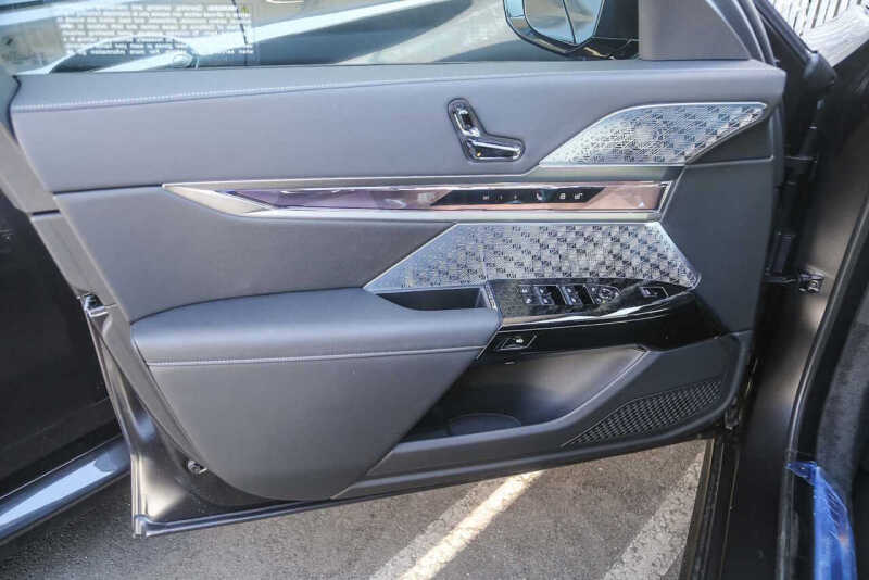 2025 BMW 7 Series 760i xDrive