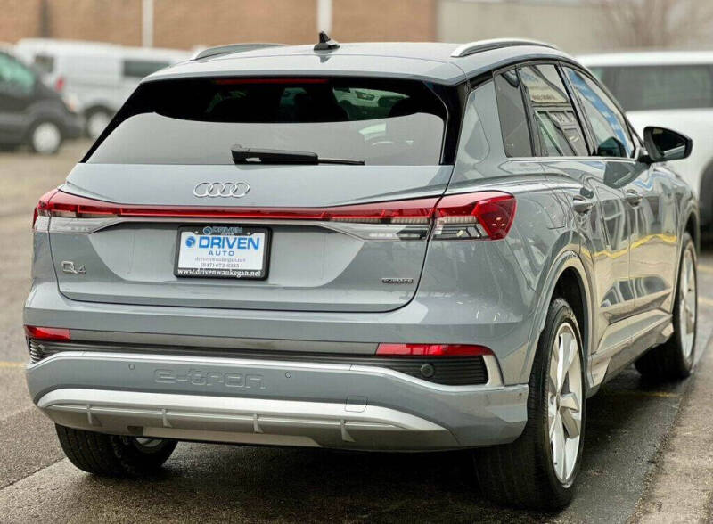 2023 Audi Q4 e-tron quattro Premium Plus 50