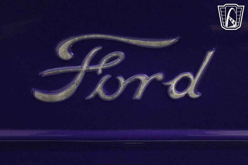 1933 Ford F-100