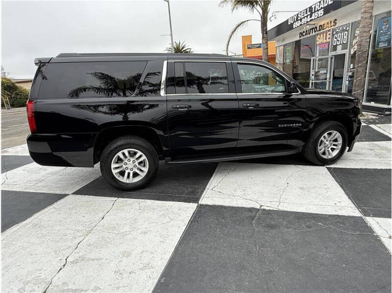 2017 Chevrolet Suburban LT