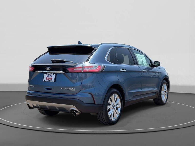 2019 Ford Edge Titanium