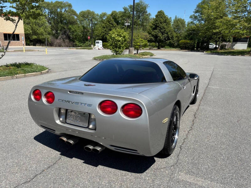 2004 Chevrolet Corvette