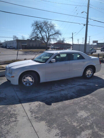 2006 Chrysler 300 for sale at D and D All American Financing in Warren MI