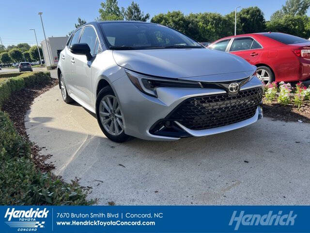 2025 Toyota Corolla Hatchback SE