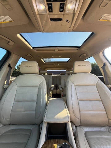 2017 GMC Acadia Denali