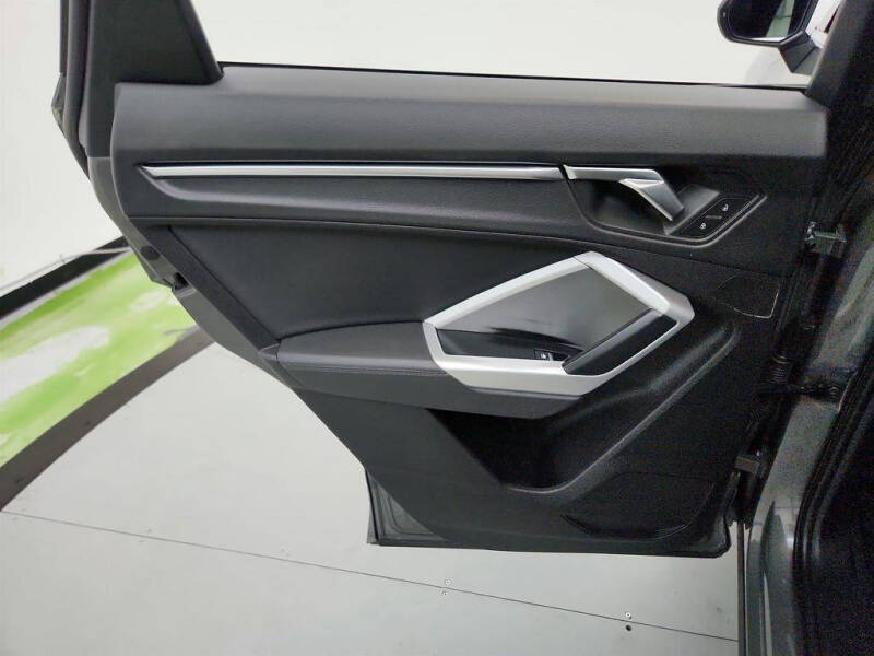 2020 Audi Q3 quattro S line Premium 45 TFSI