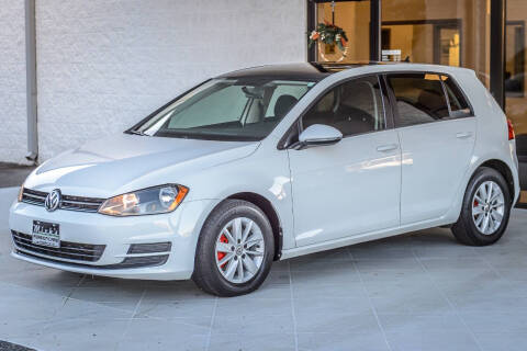 2016 Volkswagen Golf TSI S