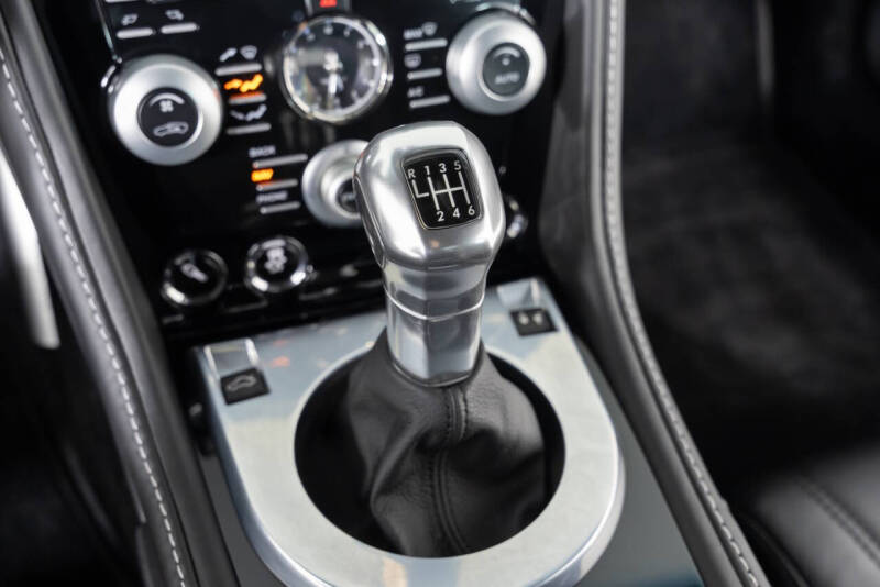 2011 Aston Martin DBS