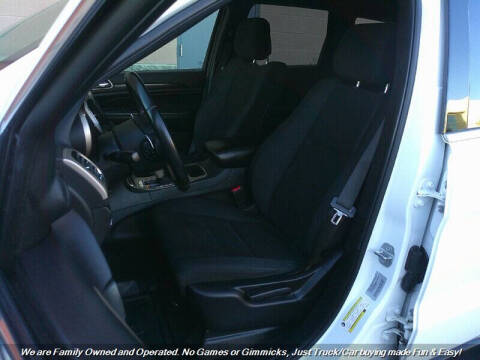 2017 Jeep Grand Cherokee Laredo