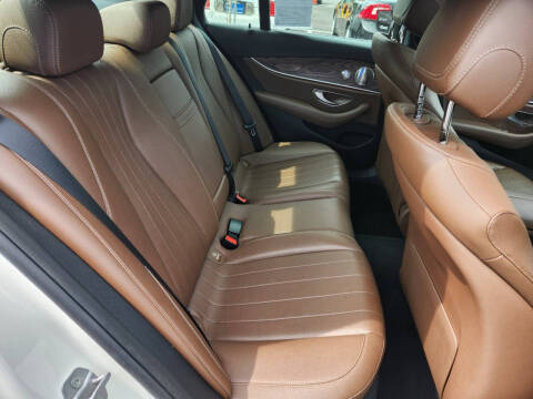 2017 Mercedes-Benz E-Class E 300 4MATIC