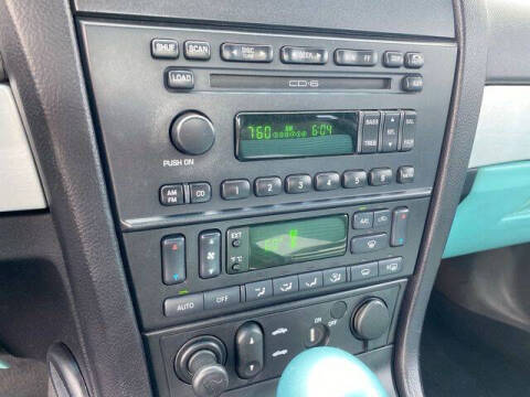 2002 Ford Thunderbird Deluxe