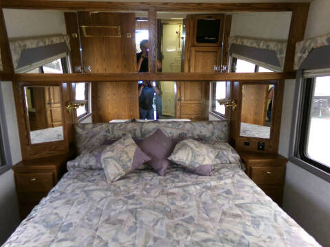 2000 Country Coach Intrigue