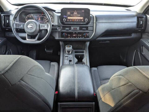 2024 Nissan Pathfinder S