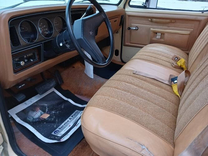 1985 Dodge D100 Pickup