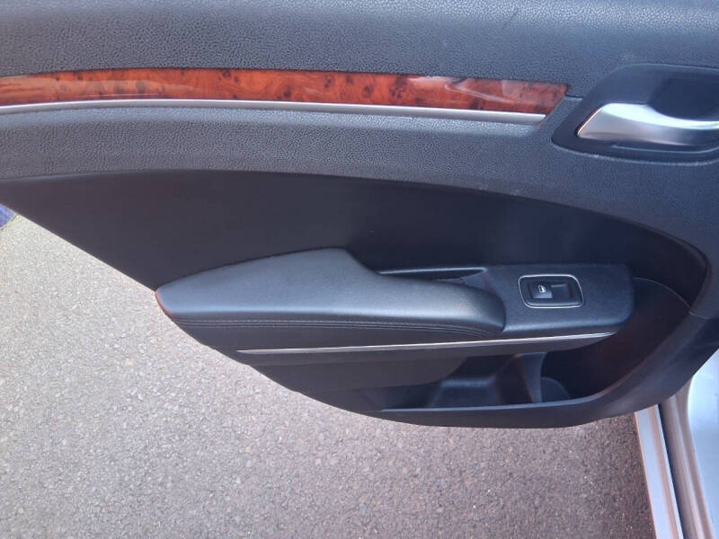 2012 Chrysler 300