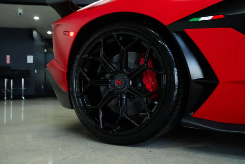 2019 Lamborghini Aventador LP 770-4 SVJ