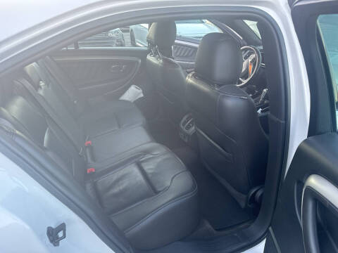 2015 Ford Taurus SEL