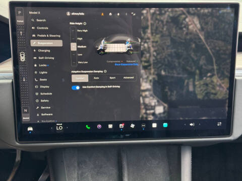 2023 Tesla Model X Standard Range