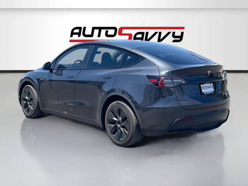 2024 Tesla Model Y Long Range