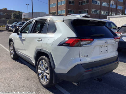 2021 Toyota RAV4 XLE Premium