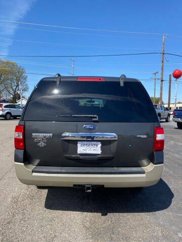 2007 Ford Expedition EL for sale at Gator's Auto Sales in Garland TX