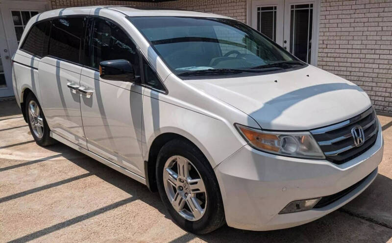2012 Honda Odyssey Touring Elite's photo