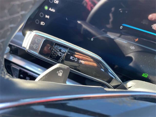 2024 Cadillac LYRIQ Tech